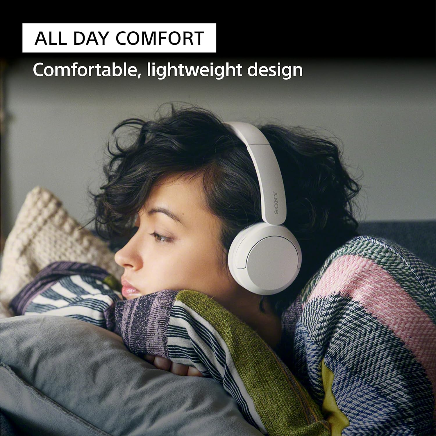 WH-CH520 Bluetooth Wireless On-Ear Headphones with Microphone, 50 Hours Battery Life, Quick Charging - Black